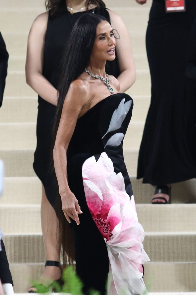 Met Gala 2024, Demi Mur