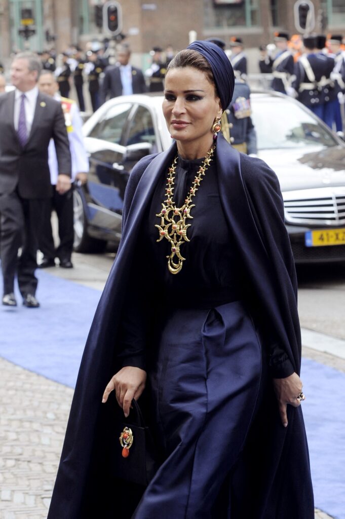 Moza bint Nasser