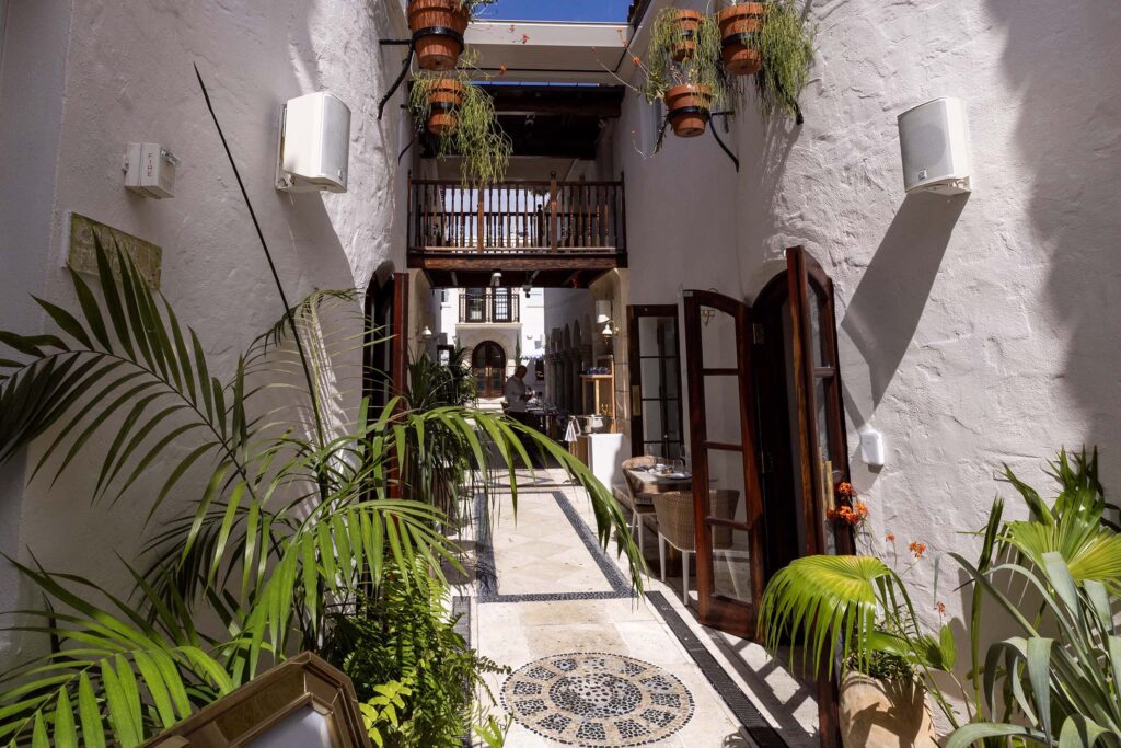 hotel donatela versace