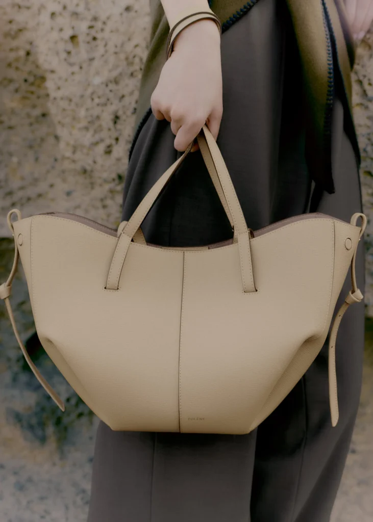 Bobana Radojević Glow and flow