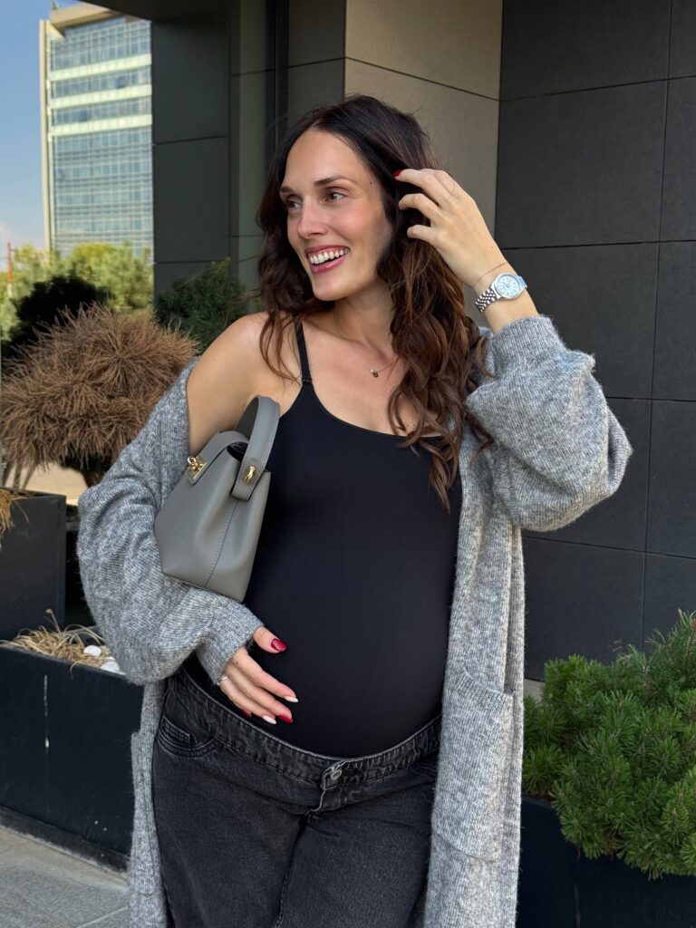 Bobana Radojević Glow and flow