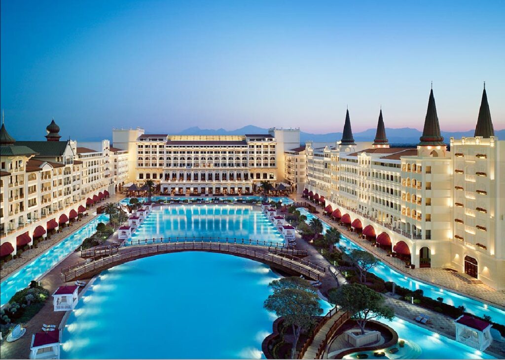 Hotel Mardan Palace