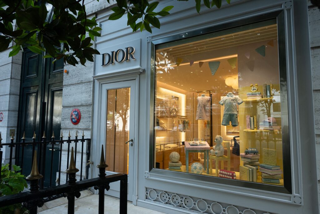 Dior - 30 Avenue Montaigne, Pariz