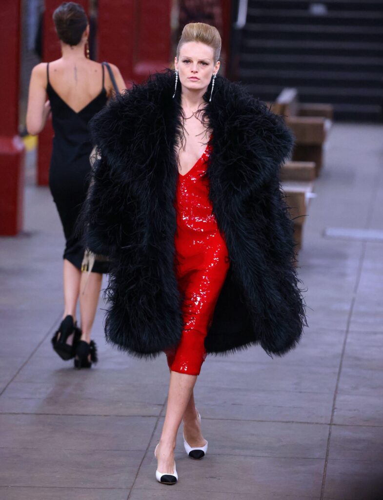 Chanel revija u metrou u Njujorku