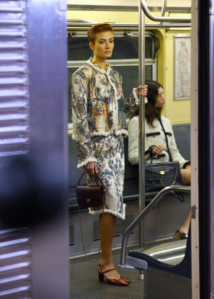 Chanel revija u metrou u Njujorku