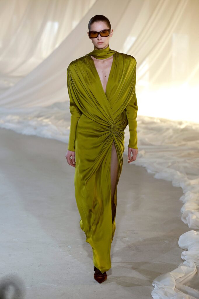 Balmain revija, Nedelja mode u Parizu