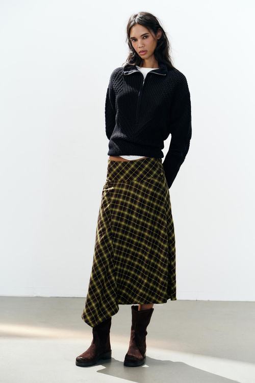 zara 01.jpg