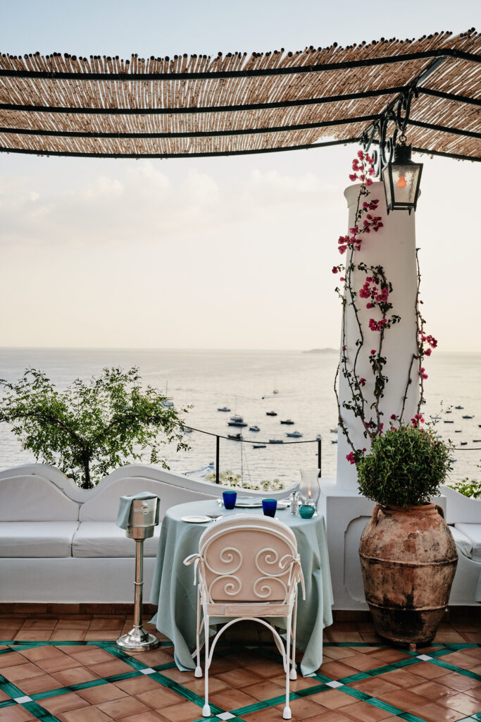 1751271054-Le_Sirenuse_Terrace-0071_Photographer-credit_-Brechenmacher-Baumann-683x1024.jpg