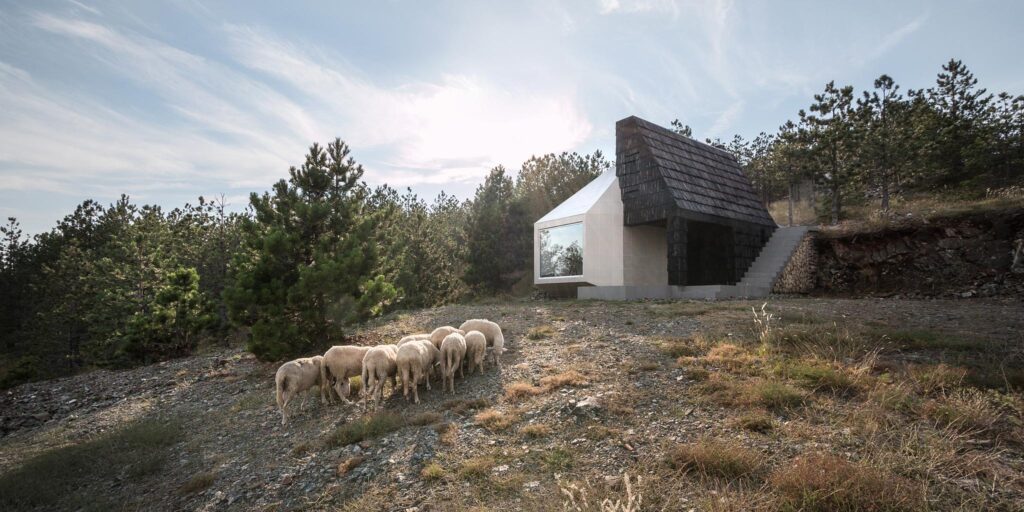 1686572182-EXE-studio-Remodelovana-srpska-brvnara-1024x512.jpg
