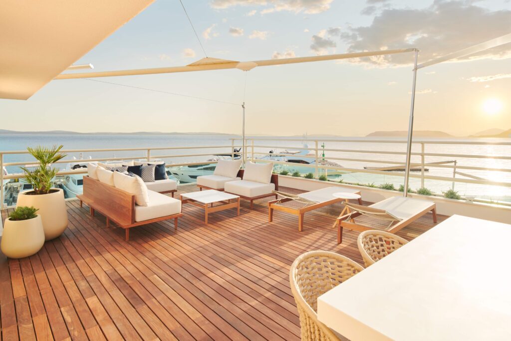 1687426175-Terrace_suite_one_bedroom_sunset_view-1024x683.jpg