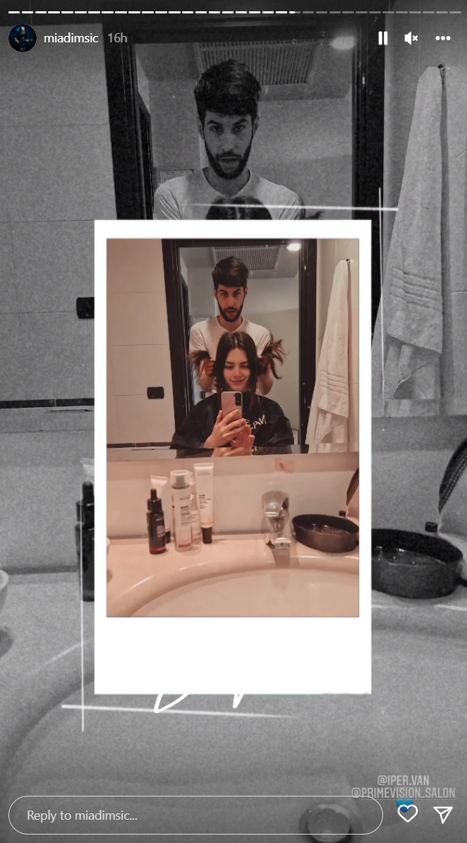 1652173191-mia-dimsic-selfi-dva-foto-instagram-miadimsic-2.PNG