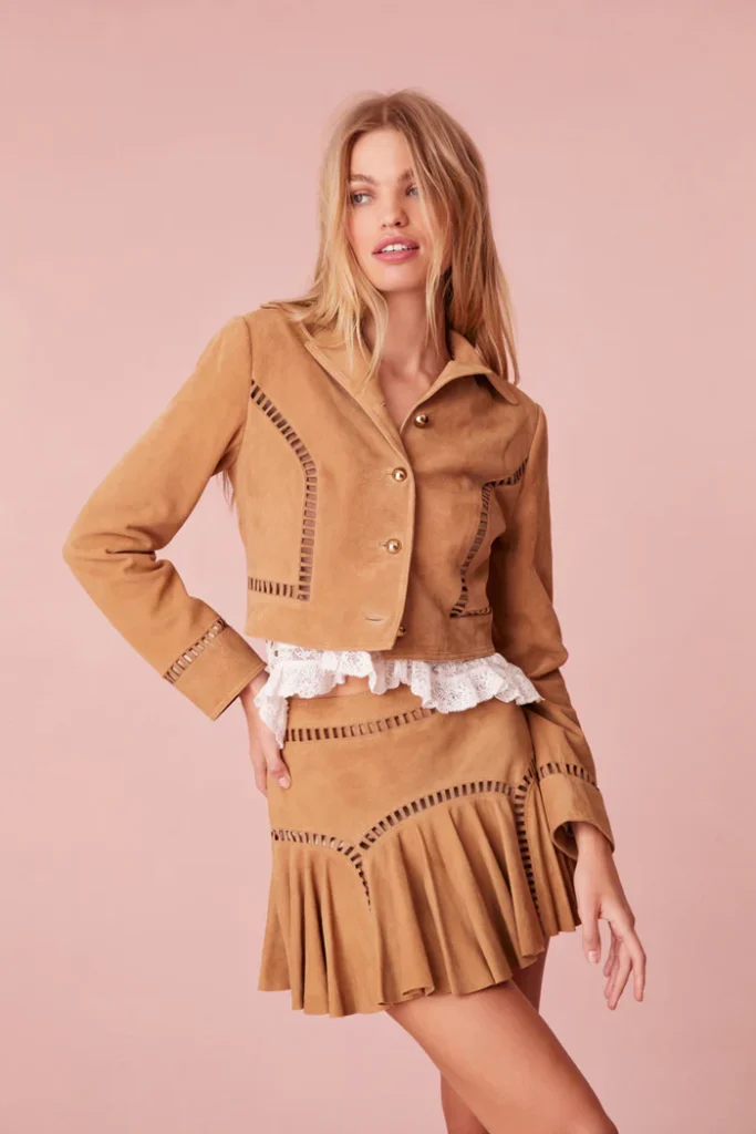 1746711175-24-WILLIEJACKET-LJ744-1825-SANDSTONE_04266-683x1024.webp
