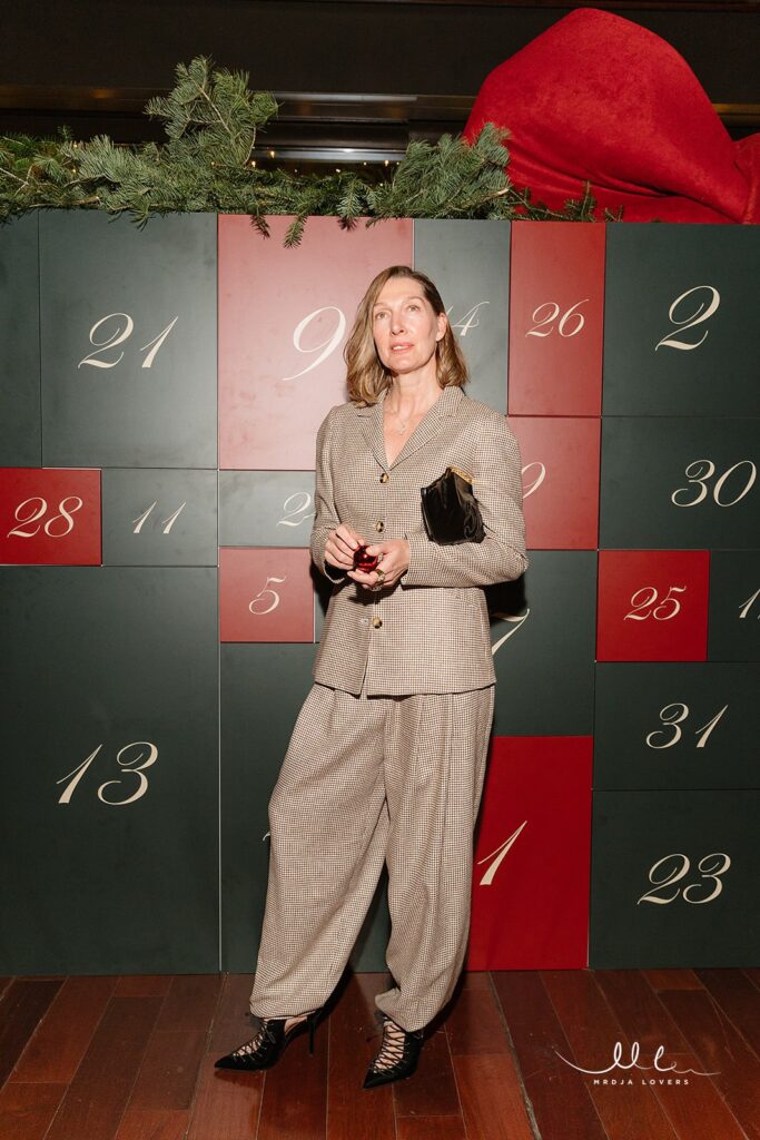 1733930997-MrdjaLoversStudio-x-Advent-201_websize-683x1024.jpg