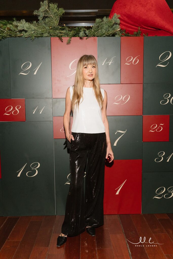 1733930992-MrdjaLoversStudio-x-Advent-195_websize-683x1024.jpg