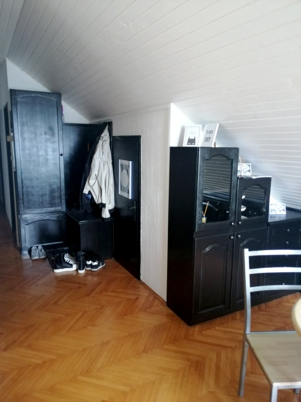 1667837196-hodnik-2.jpg