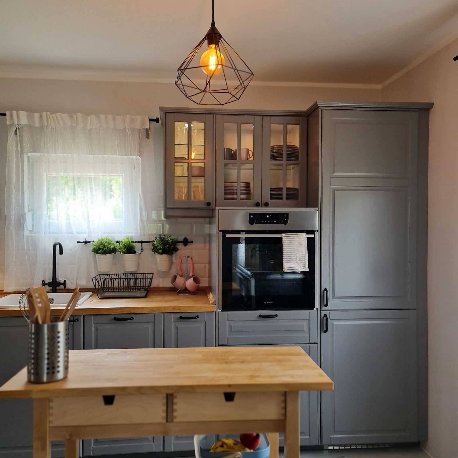 1654244780-kuhinja-posle-1.jpg