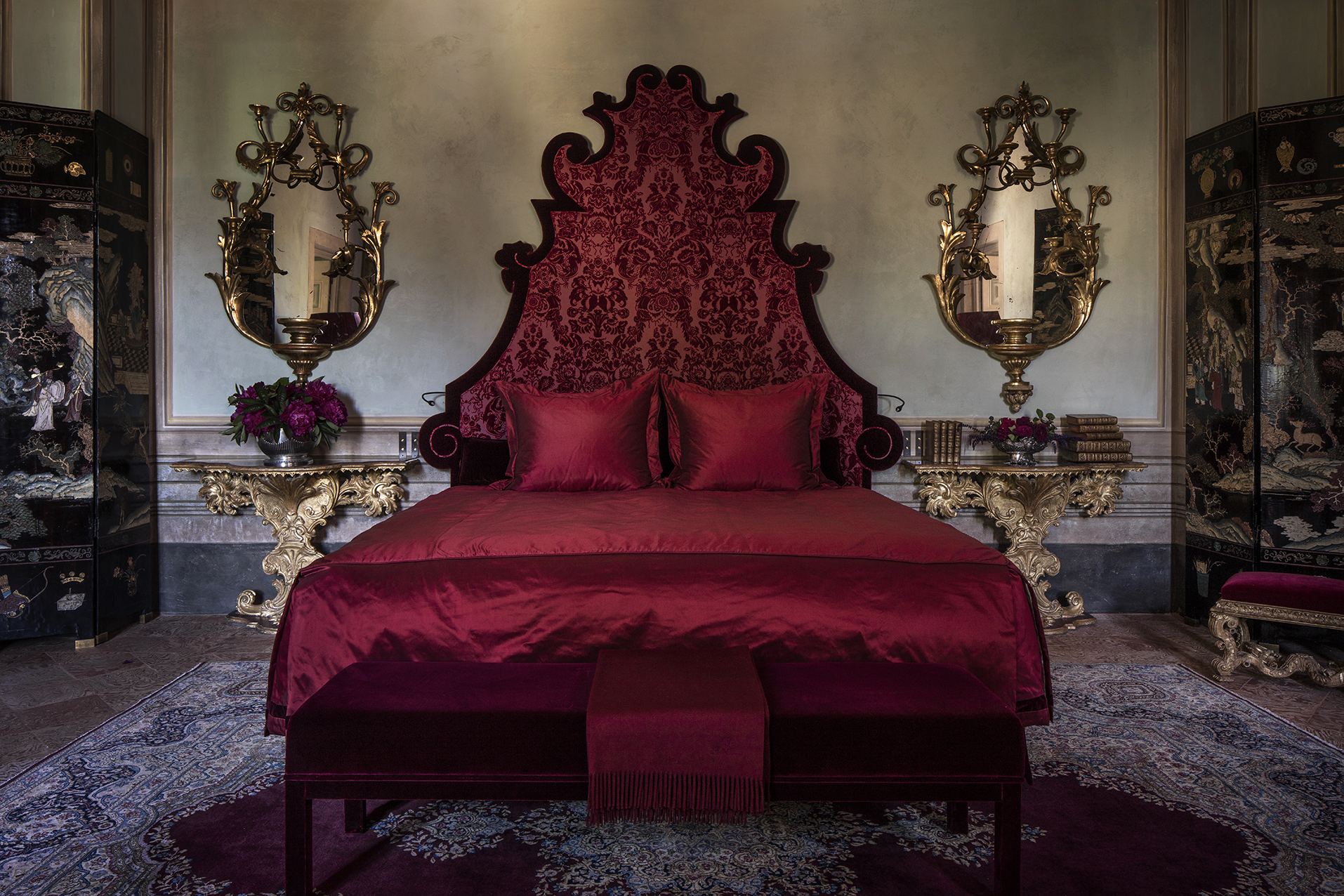 Fans can stay in the real life 'House of Gucci'