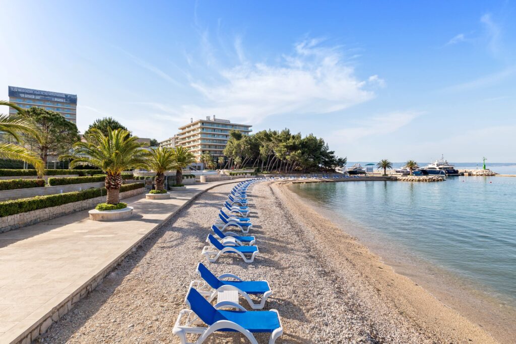 1687426277-beach-1024x683.jpg