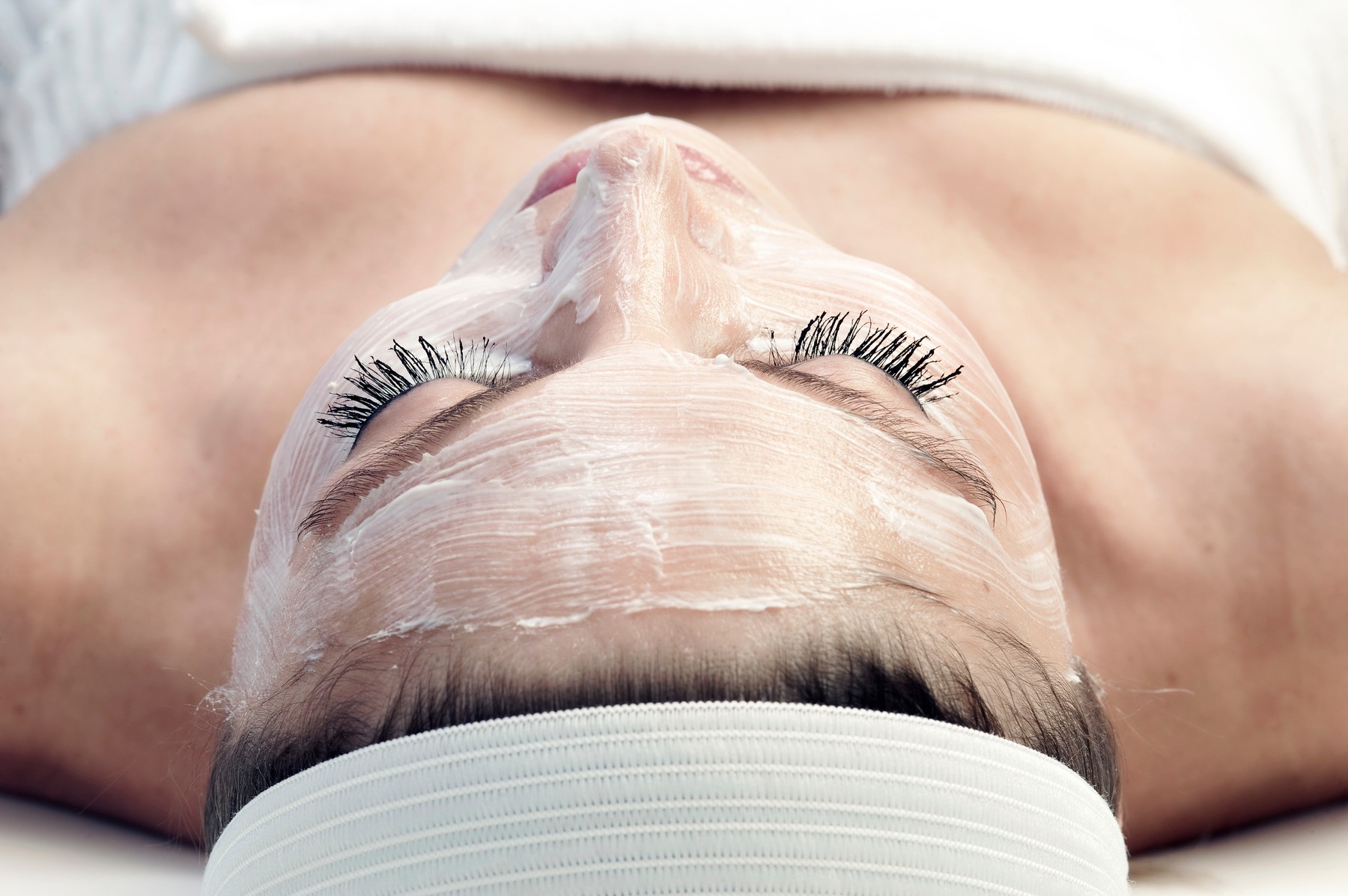 Facial cosmetic treatment
