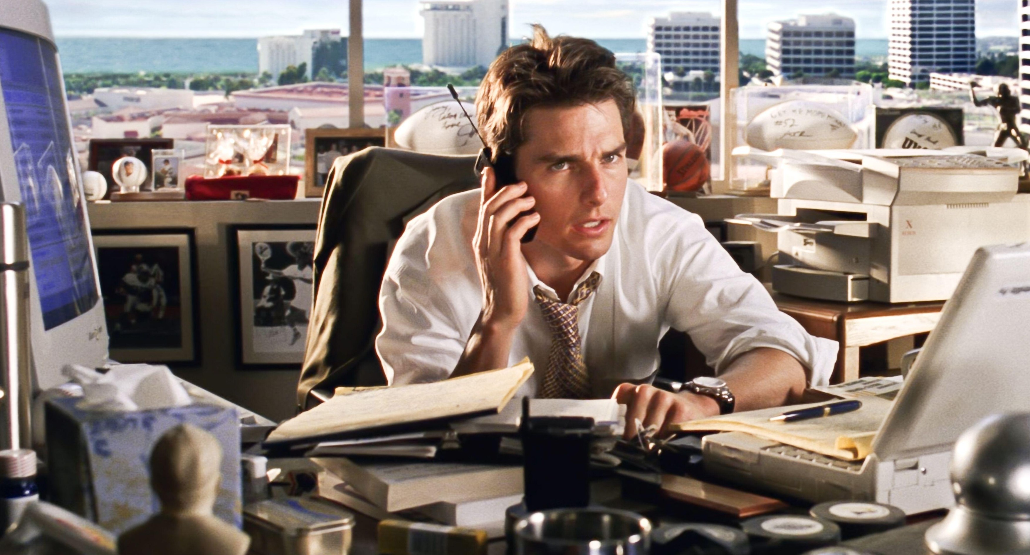 USA. Tom Cruise  in a scene from the ©TriStar Pictures movie: Jerry Maguire (1996). Plot: When a sports agent has a moral epiphany and is fired for expressing it, he decides to put his new philosophy to the test as an independent agent with the only athl