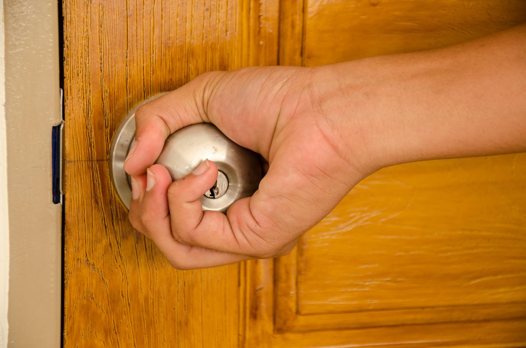hand for open the door