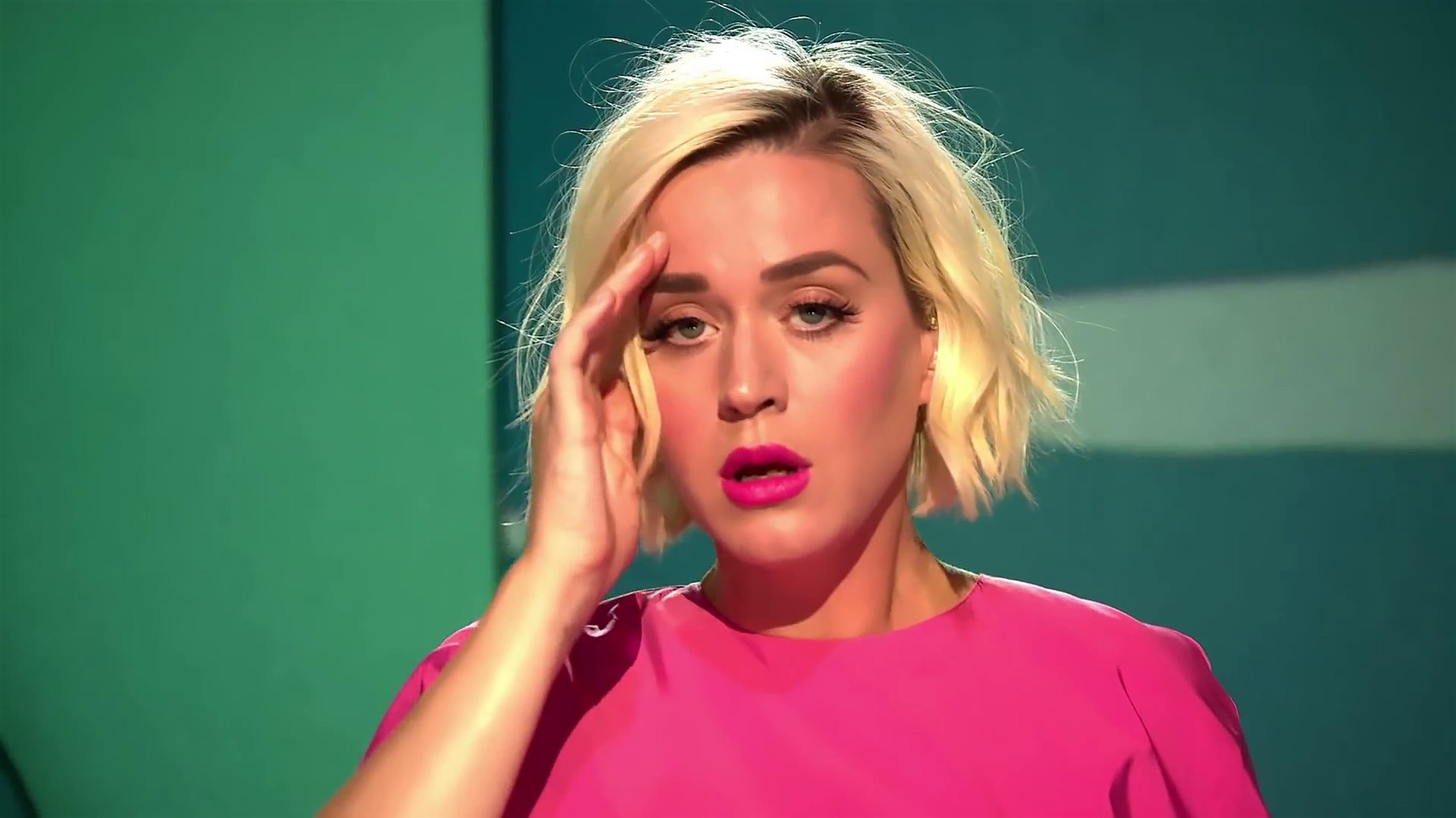 Katy Perry performs 'Daisies' Live From the American Idol Finale