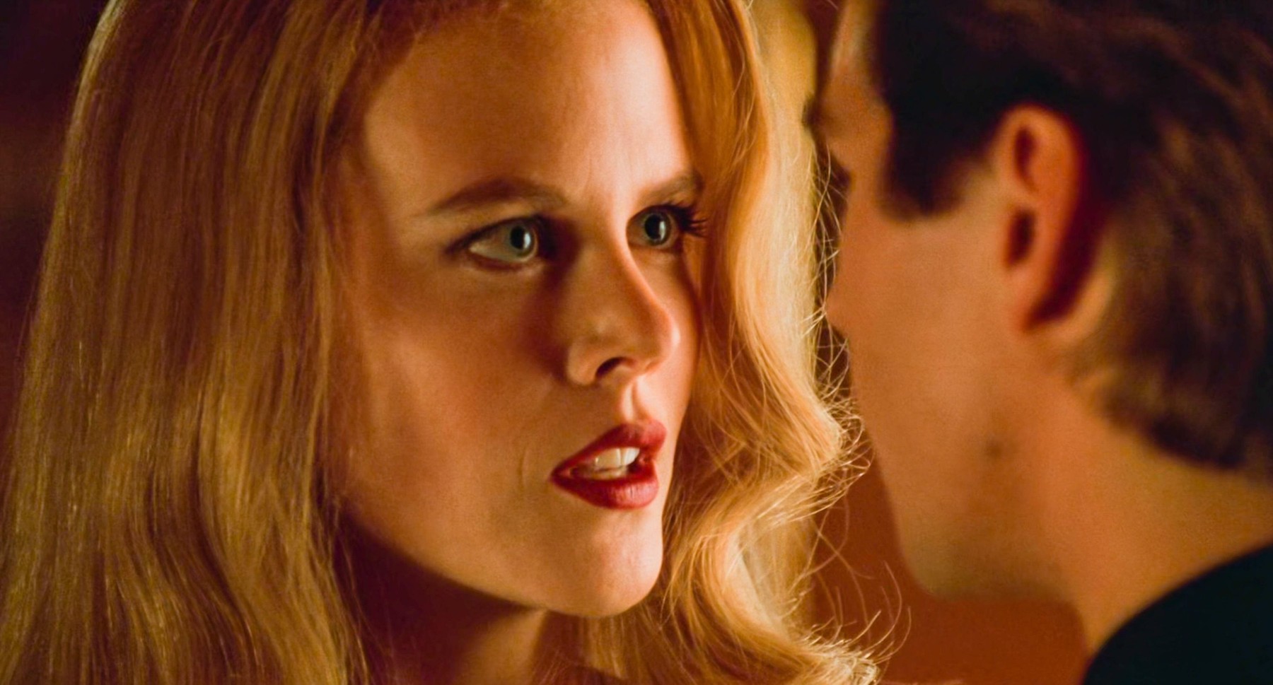 USA. Val Kilmer and Nicole Kidman  in the ©Warner Bros film :  Batman Forever (1995) .Plot: Batman must battle former district attorney Harvey Dent, who is now Two-Face and Edward Nygma, The Riddler with help from an amorous psychologist and a young circ
