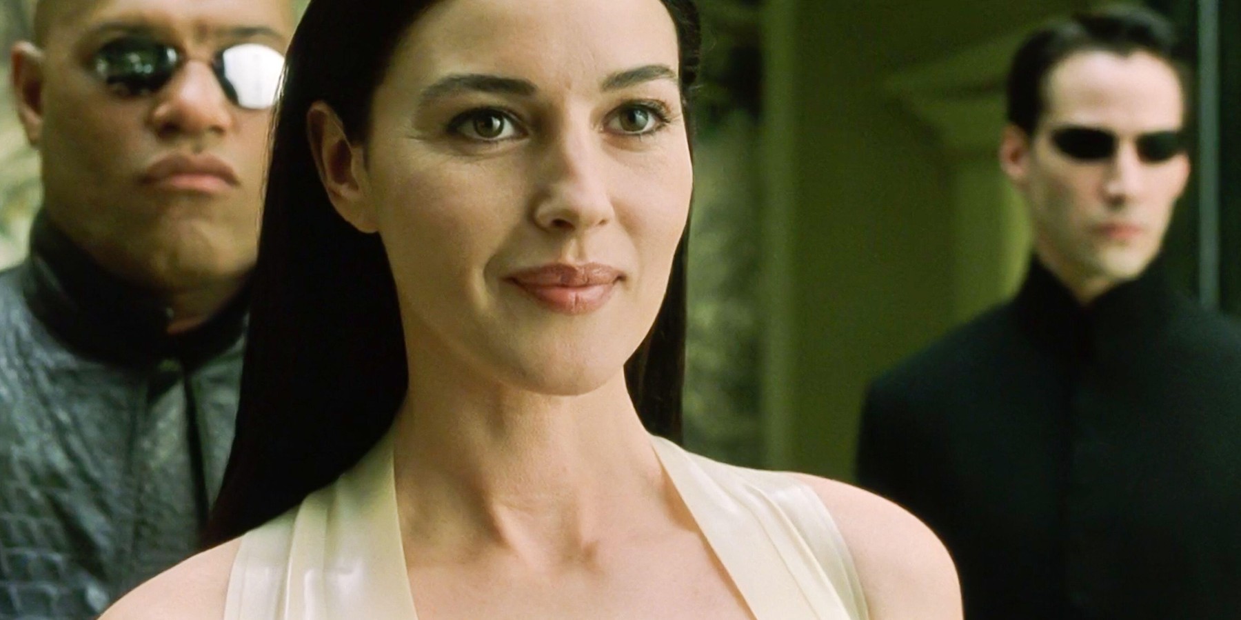 USA. Keanu Reeves and Monica Bellucci  in a scene from the ©Warner Bros film : The Matrix Reloaded (2003).Plot: Neo and his allies race against time before the machines discover the city of Zion and destroy it. While seeking the truth about the Matrix, N