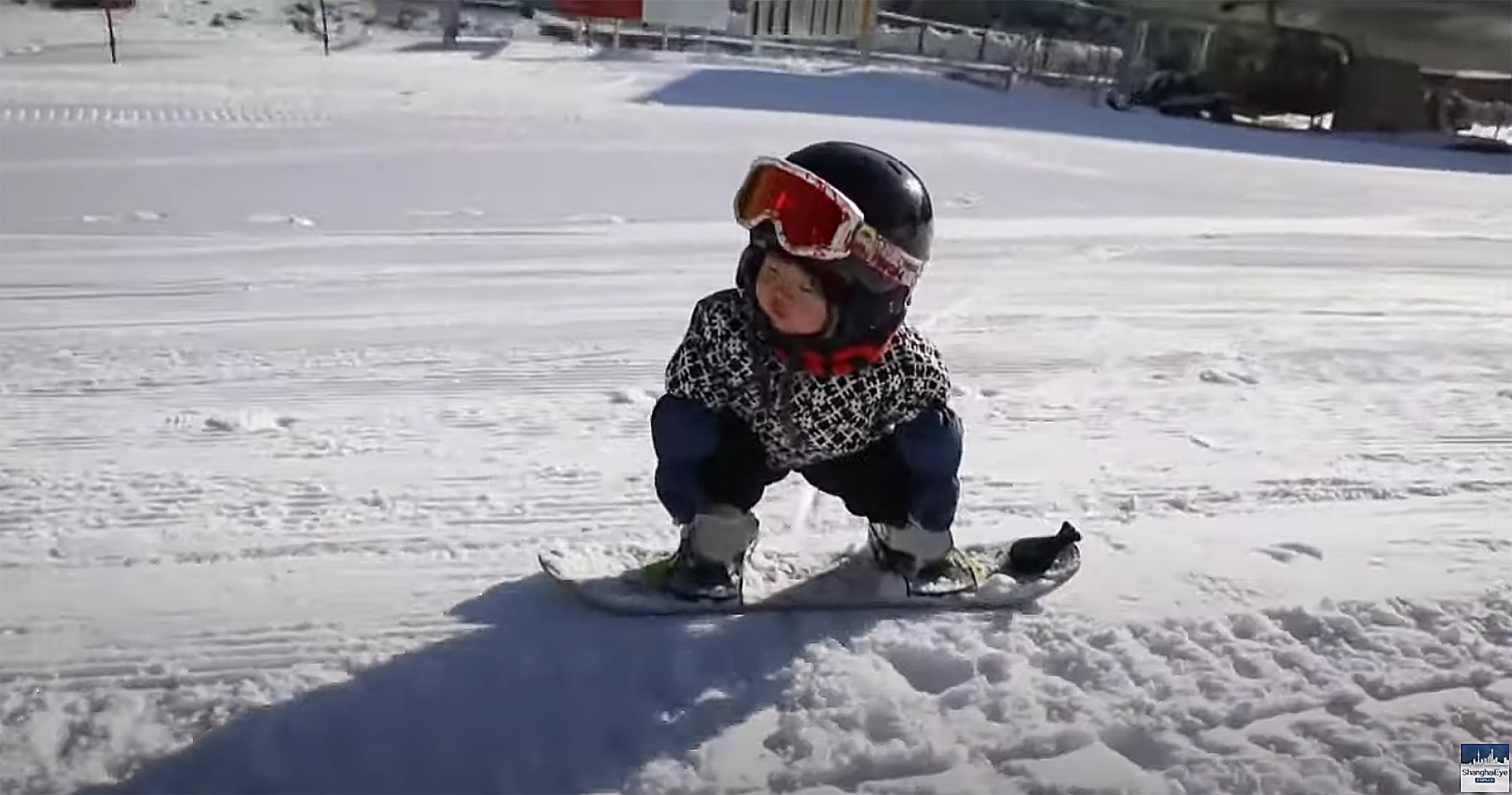 kinez mali skija