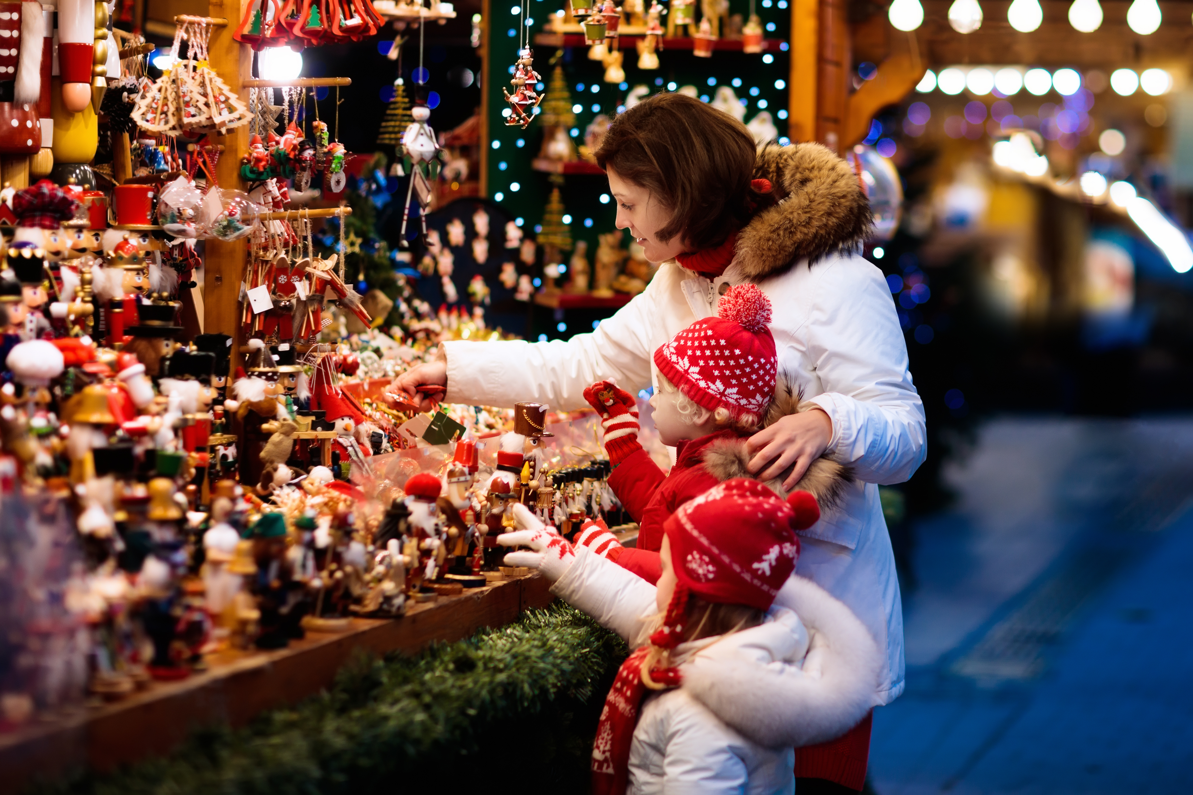 Mother,And,Child,In,Warm,Hat,Watching,Handmade,Glass,Christmas