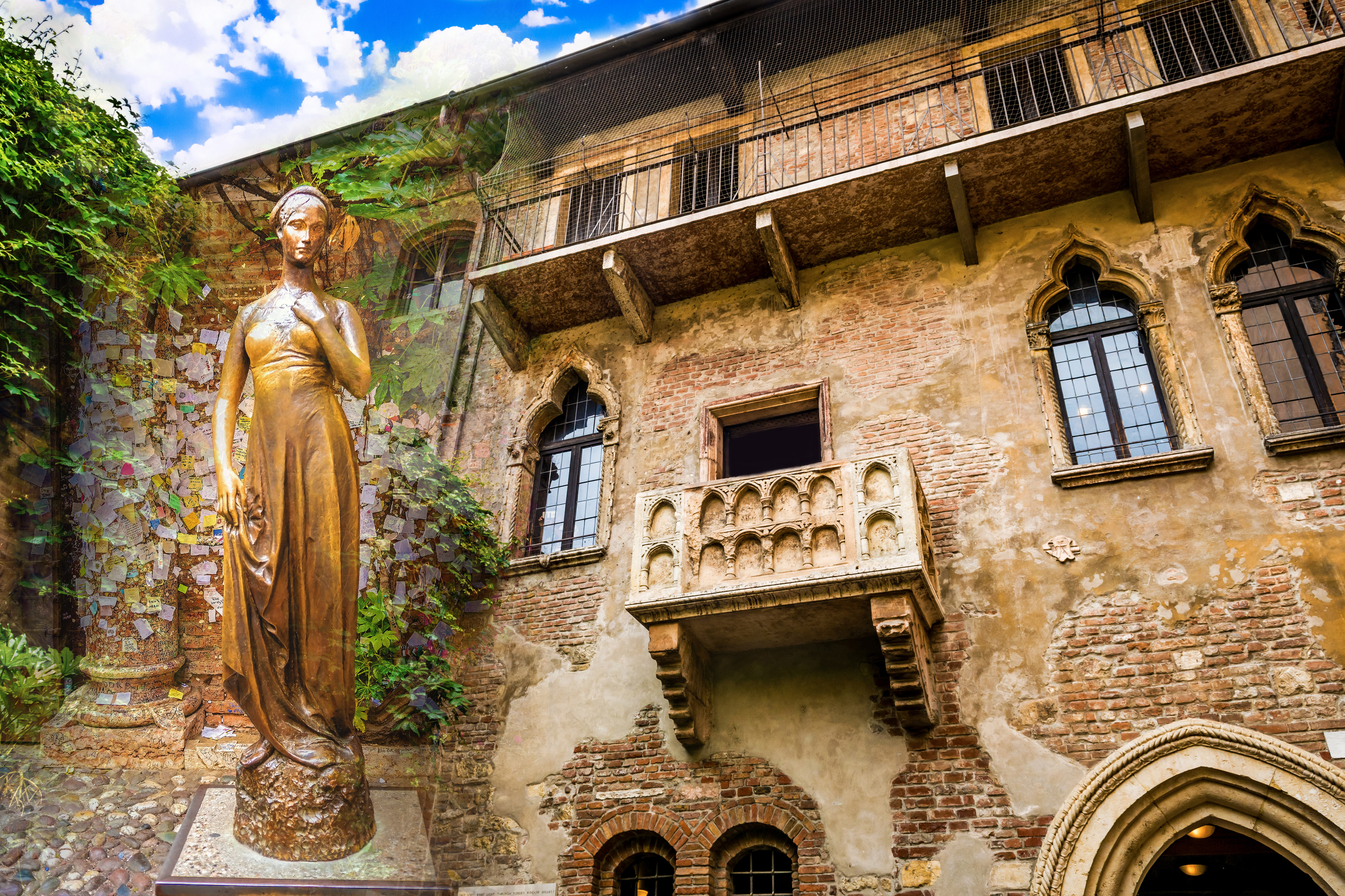 A,Collage,Of,Photos,Of,A,Bronze,Statue,Of,Juliet