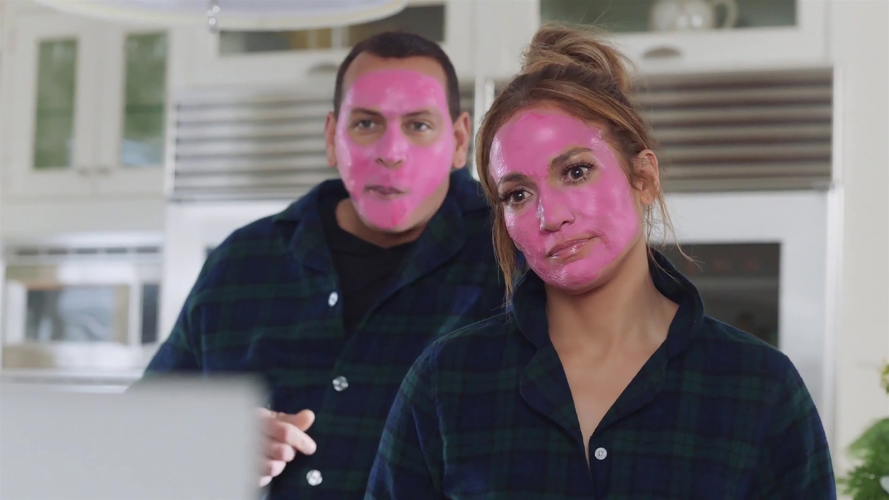 Jennifer Lopez and Alex Rodriguez break up after a 2 Year Engagement