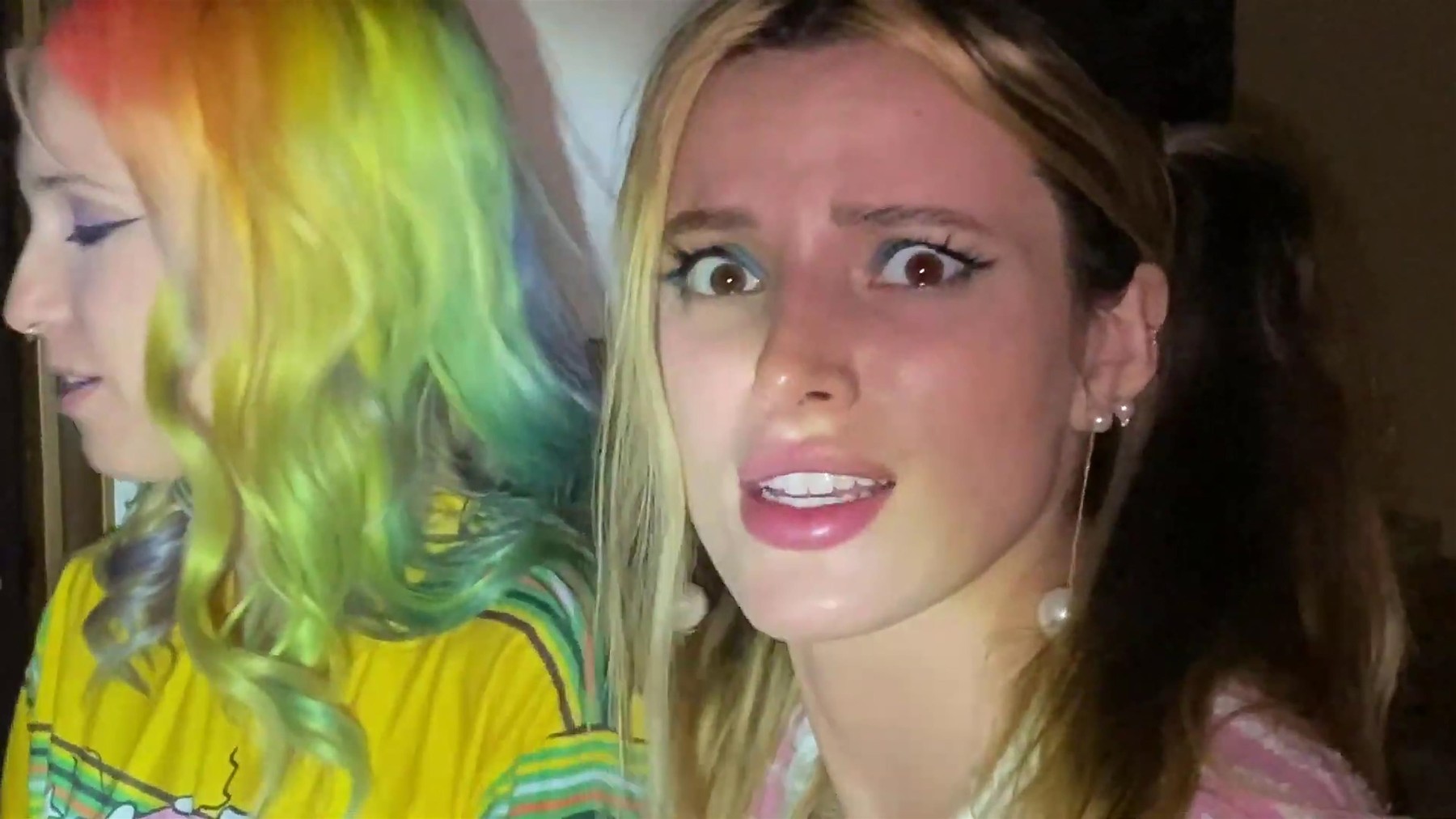 Celebrity Show-Off Bella Thorne - Ghosted