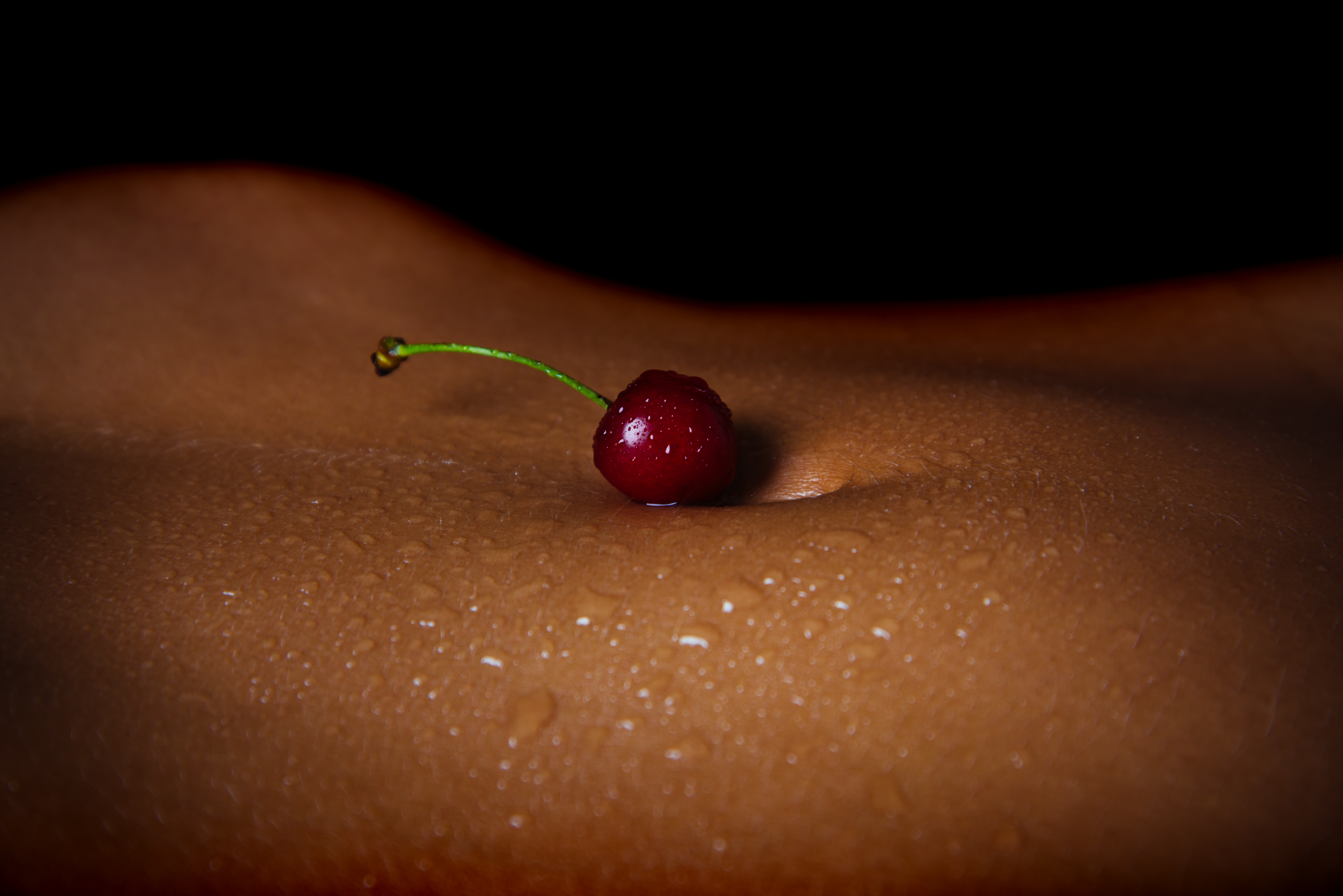 Seductive,Body.,A,Young,Woman,Is,Eating,Cherries.,Berries,For