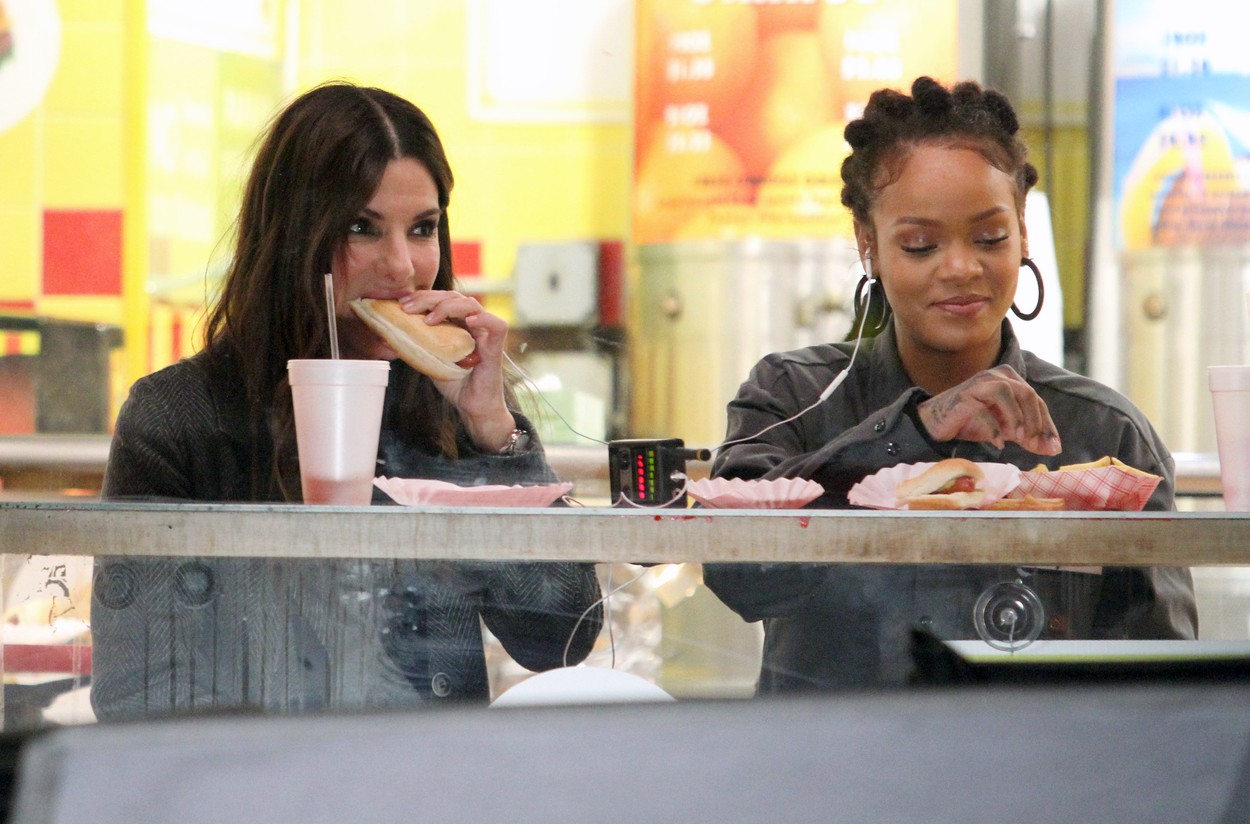 Sandra Bullock And Rihanna Eat Hot Dogs On The Set Of 'Oceans Eight'