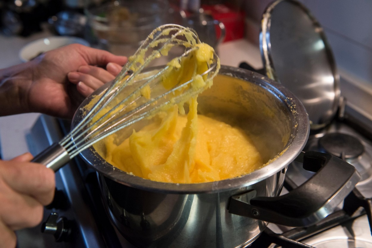 cooking  yellow polenta in the kitchen