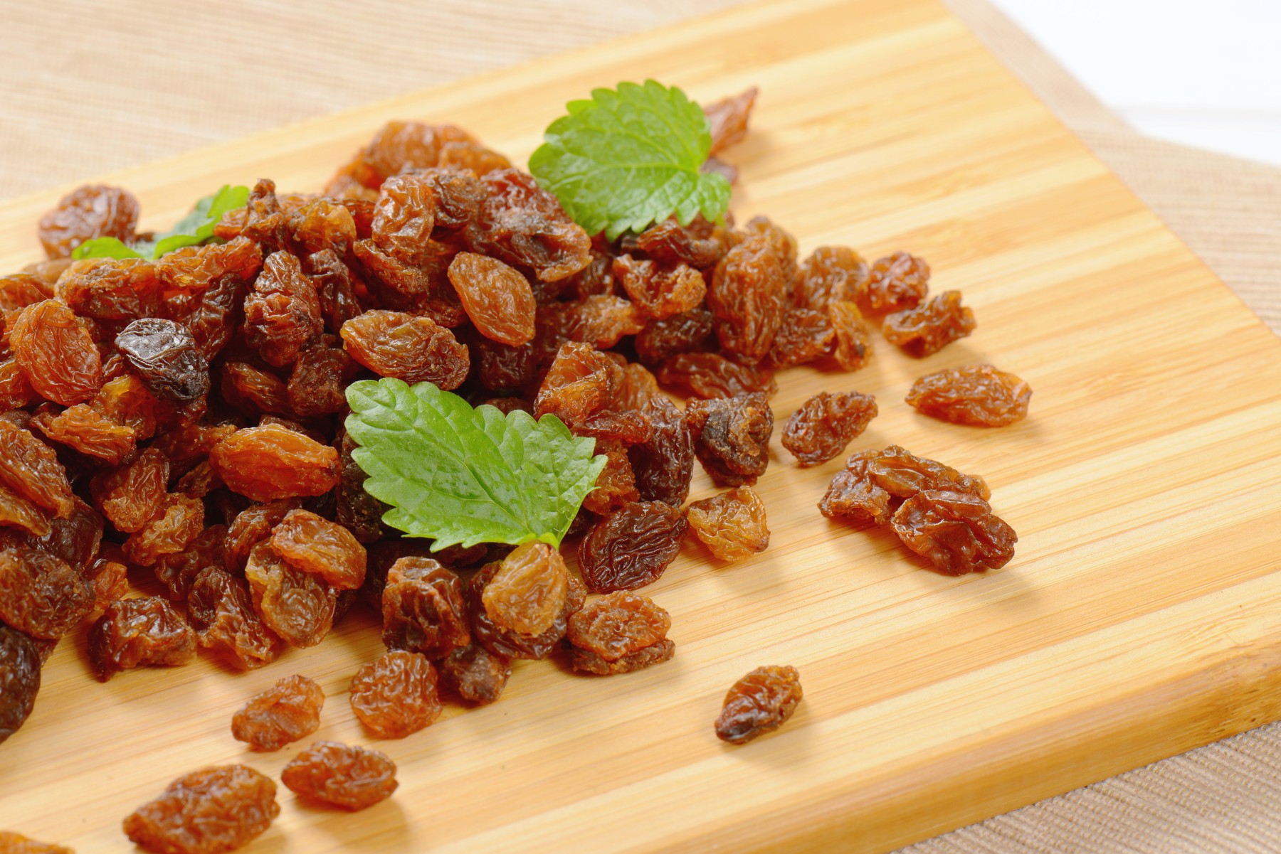 pile of sweet raisins