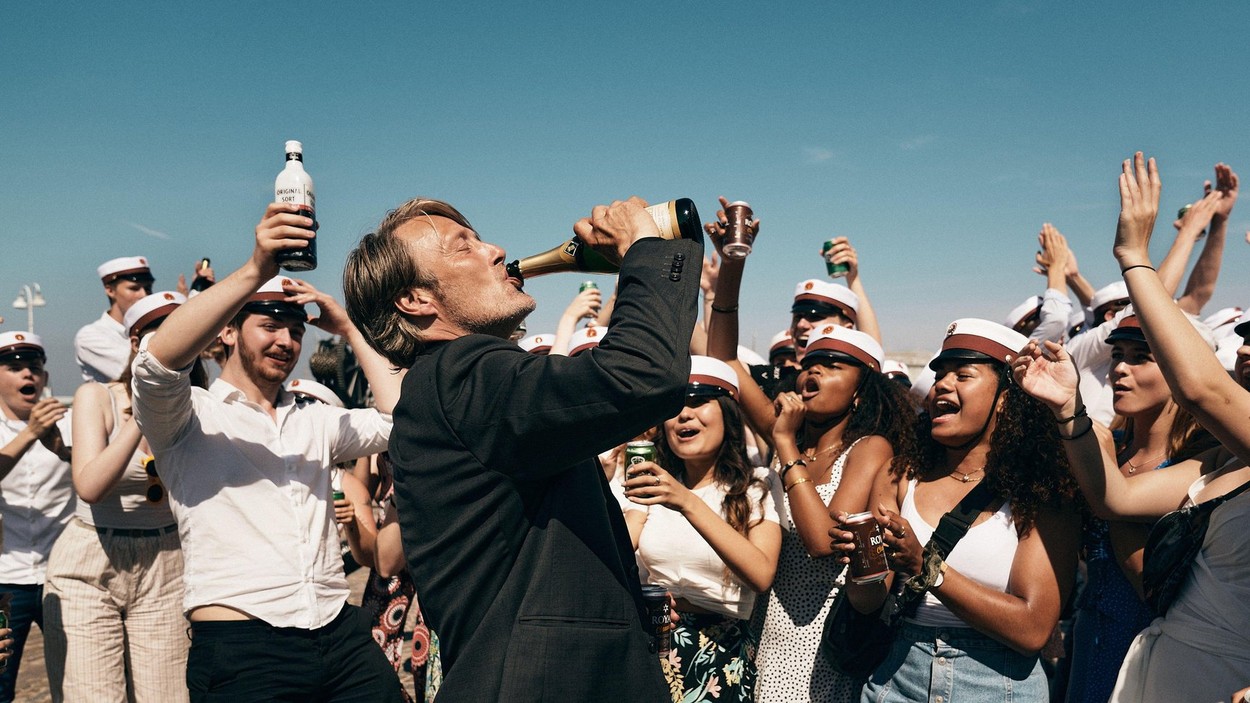 Denmark. Mads Mikkelsen in ©Nordisk Film new movie : Another Round (2020). Plot: Four friends, all high school teachers, test a theory that they will improve their lives by maintaining a constant level of alcohol in their blood. Ref: LMK106-J6883-211020