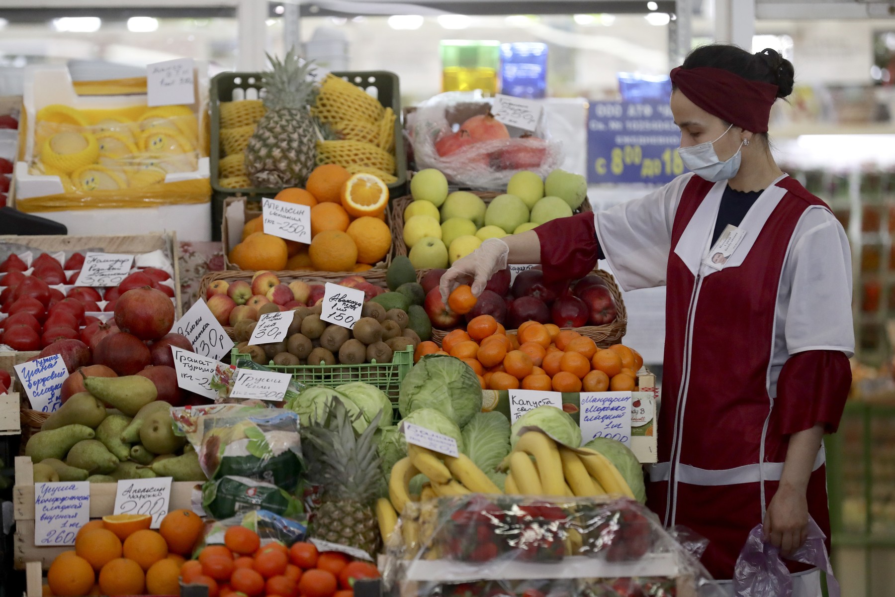 Food market in Novosibirsk