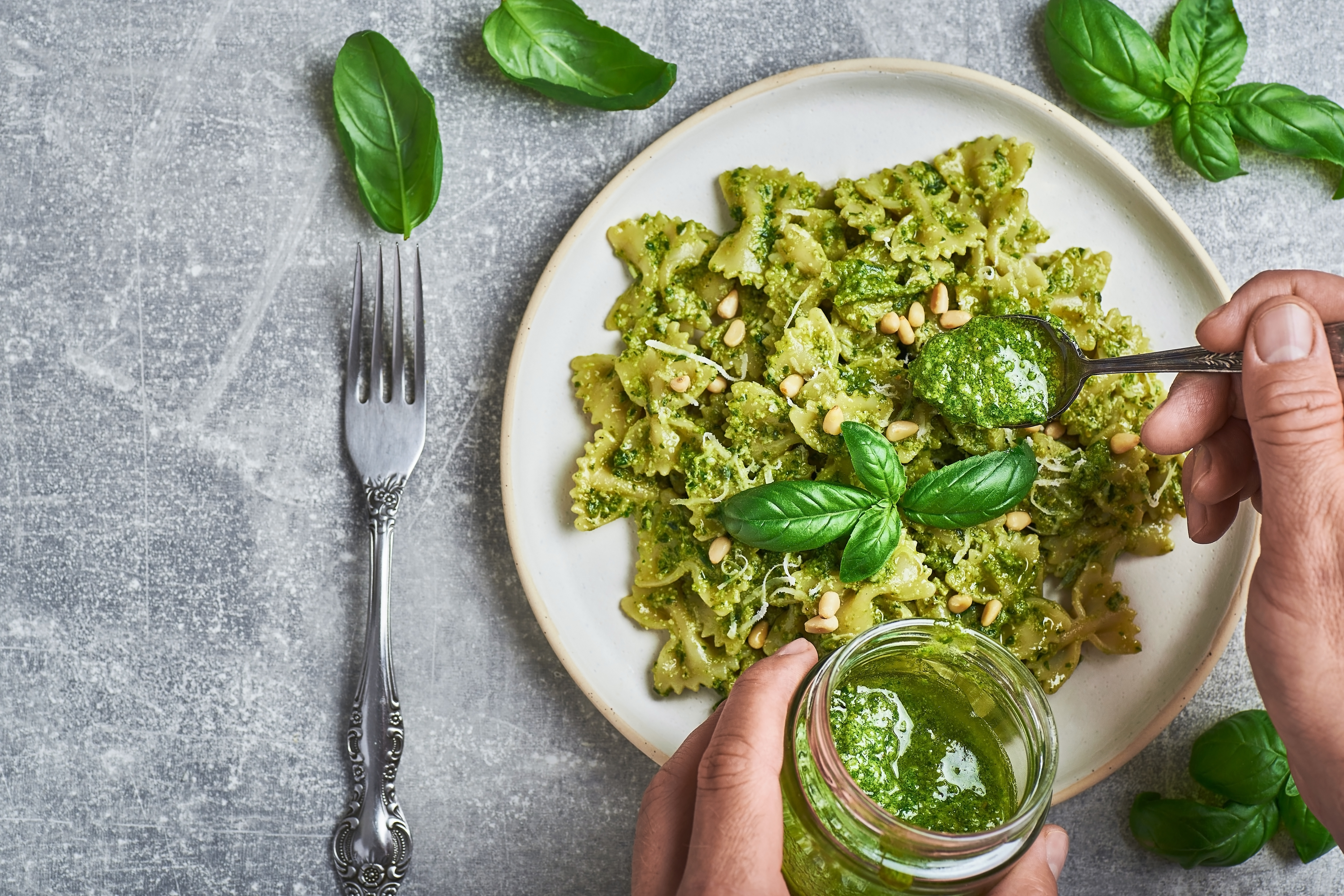 Pasta,With,Basil,Pesto,Sauce.,Farfalle,Pasta,With,Basil,Pesto