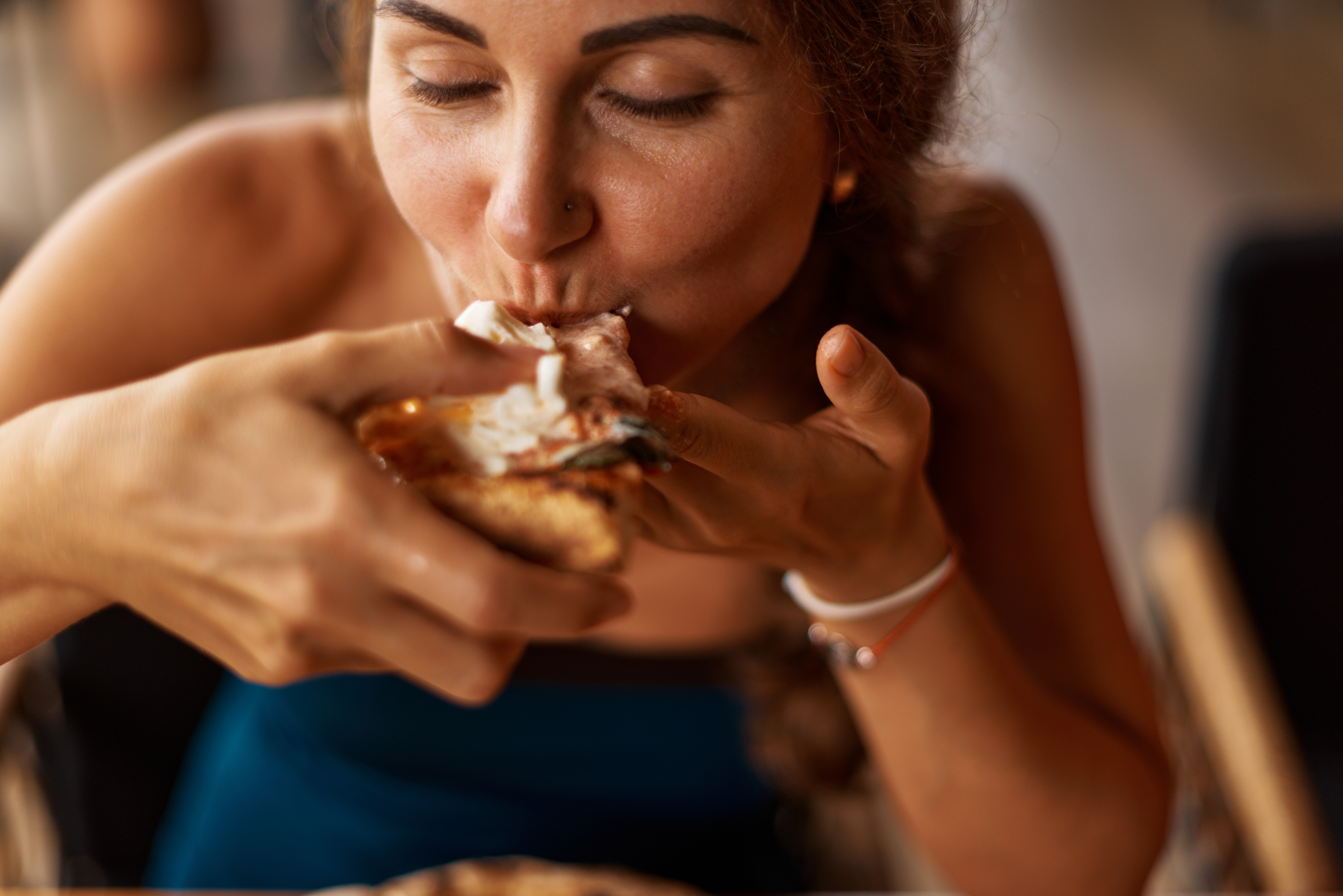 Young,Caucasian,Suntanned,Beautiful,Elegant,Woman,Eating,,Biting,Italian,Thick