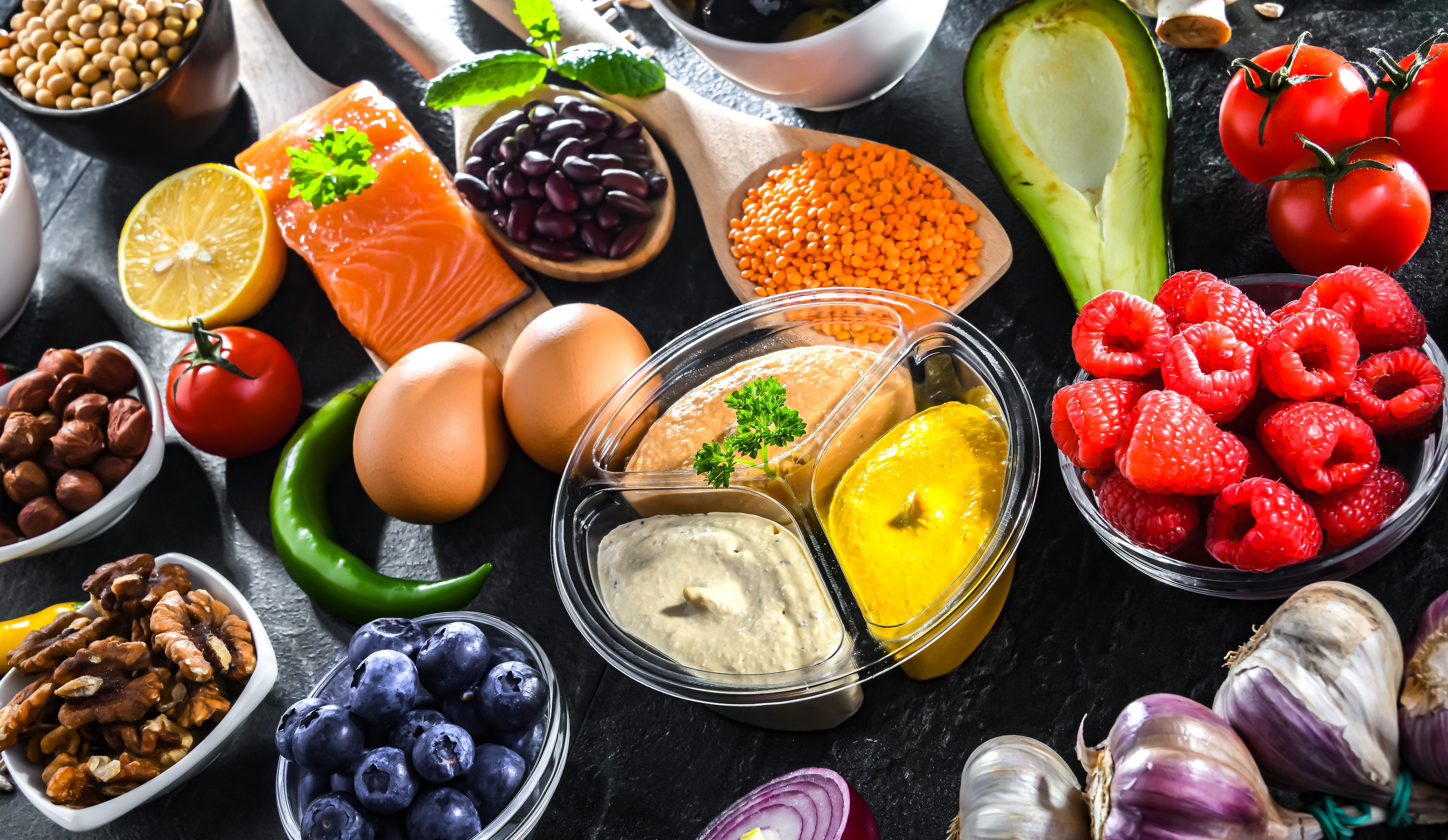 Ingredients of healthy diet that maintains overall health