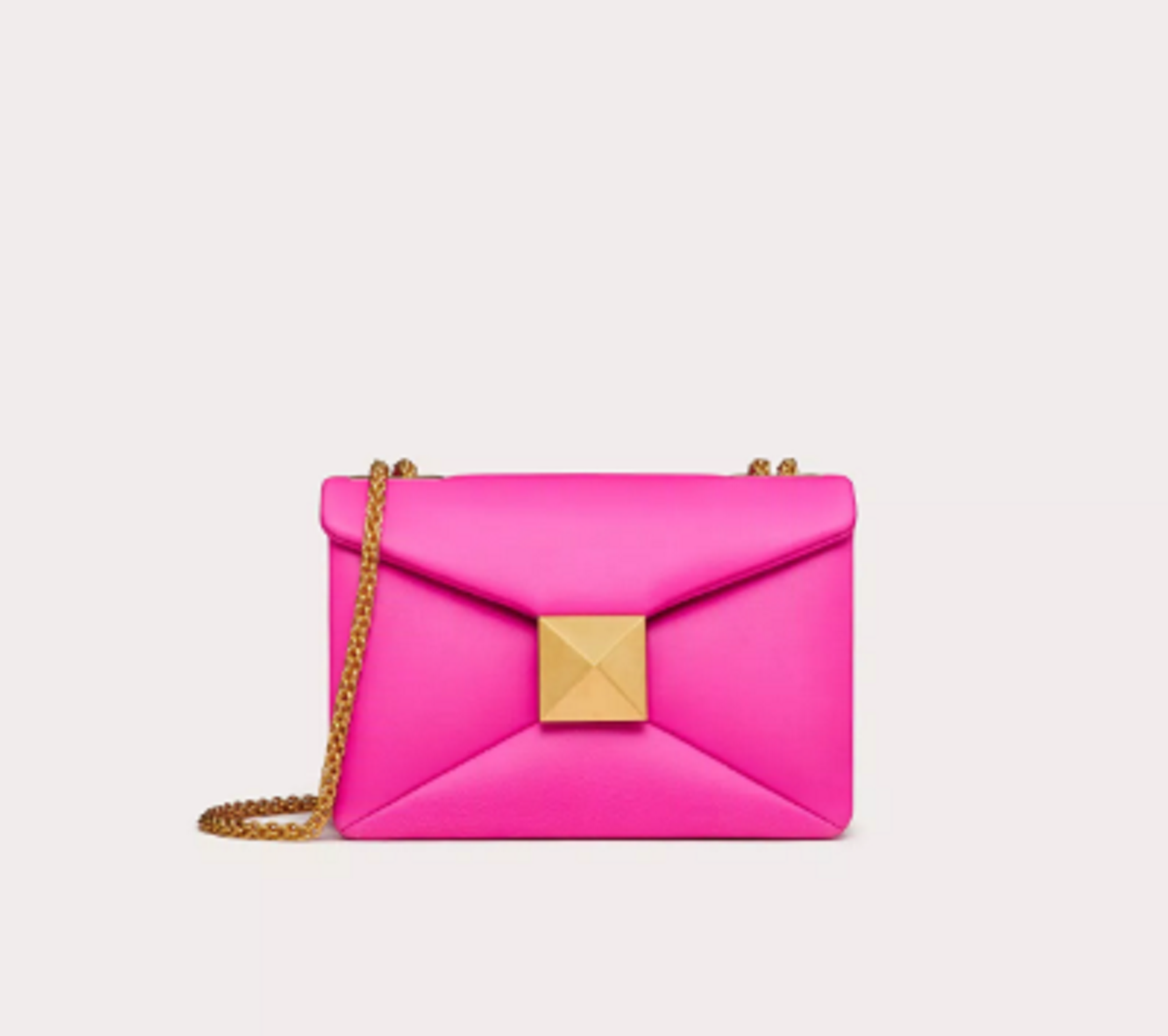 1668696219-valentino-3400e.PNG