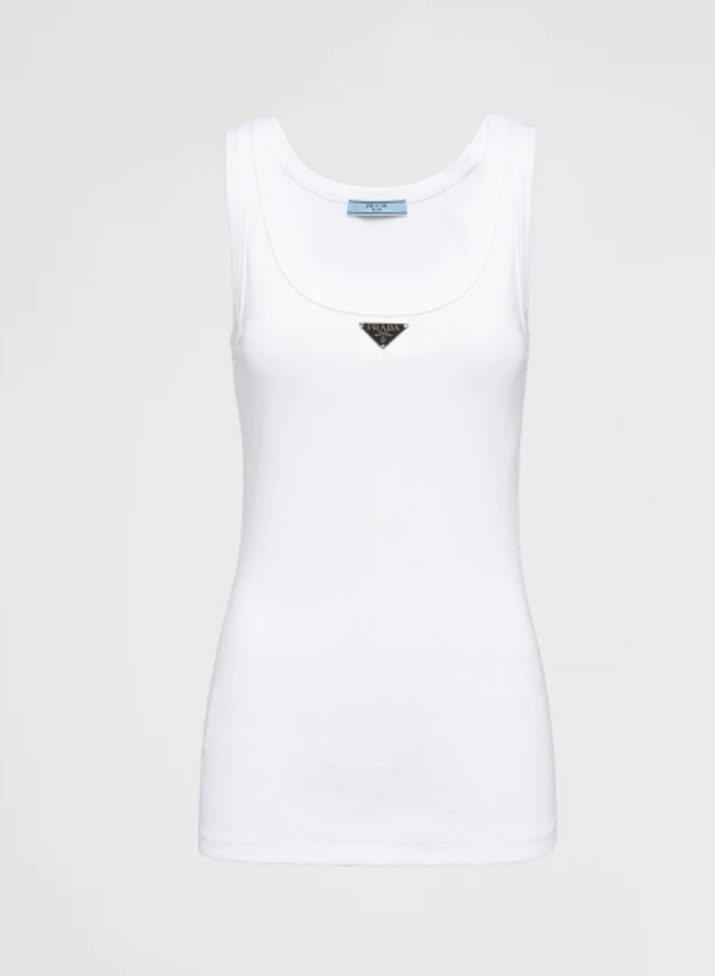 1668696194-prada-1000.PNG