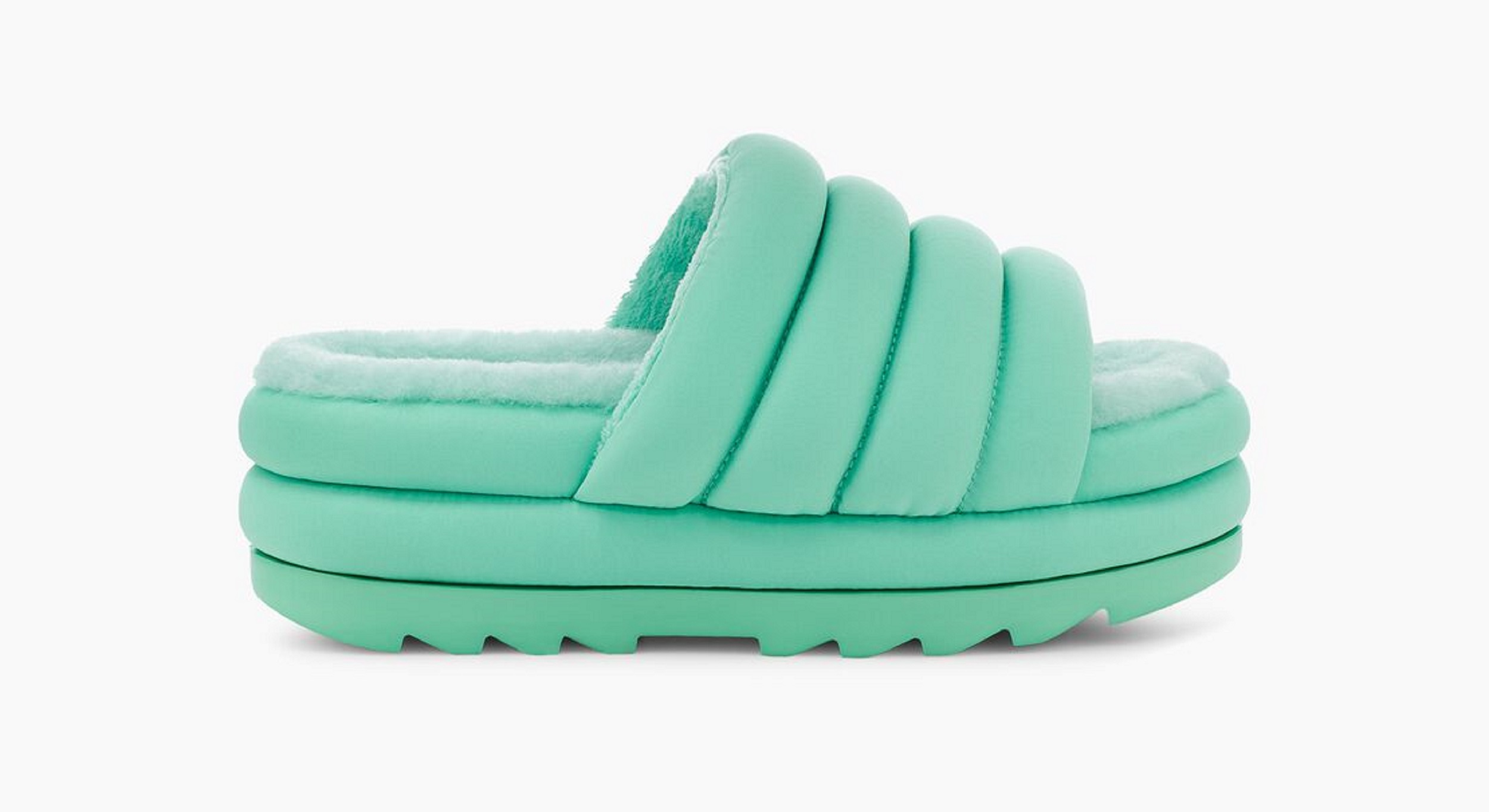1648642192-ugg.jpg