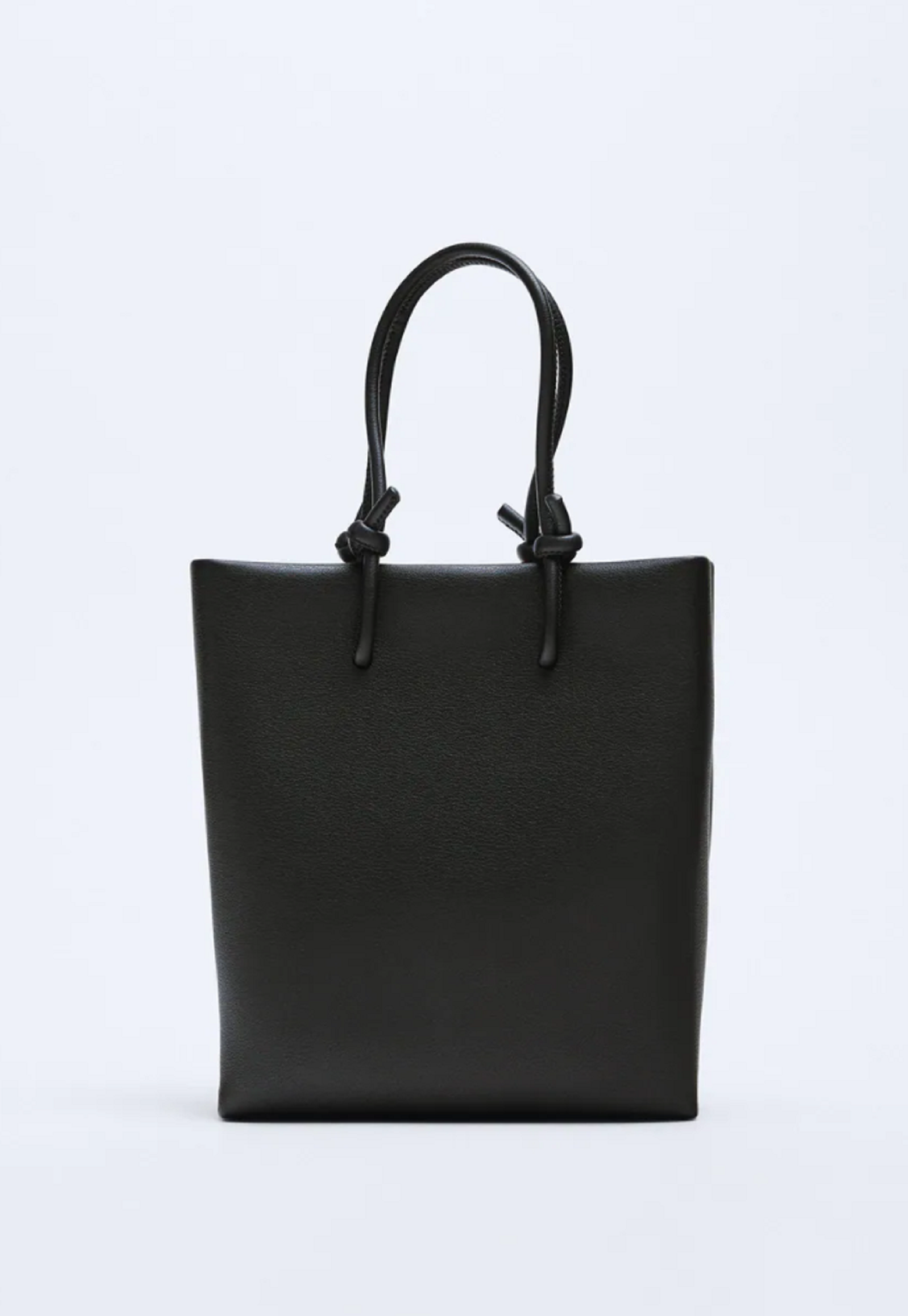 1639655572-zara-2.290.PNG
