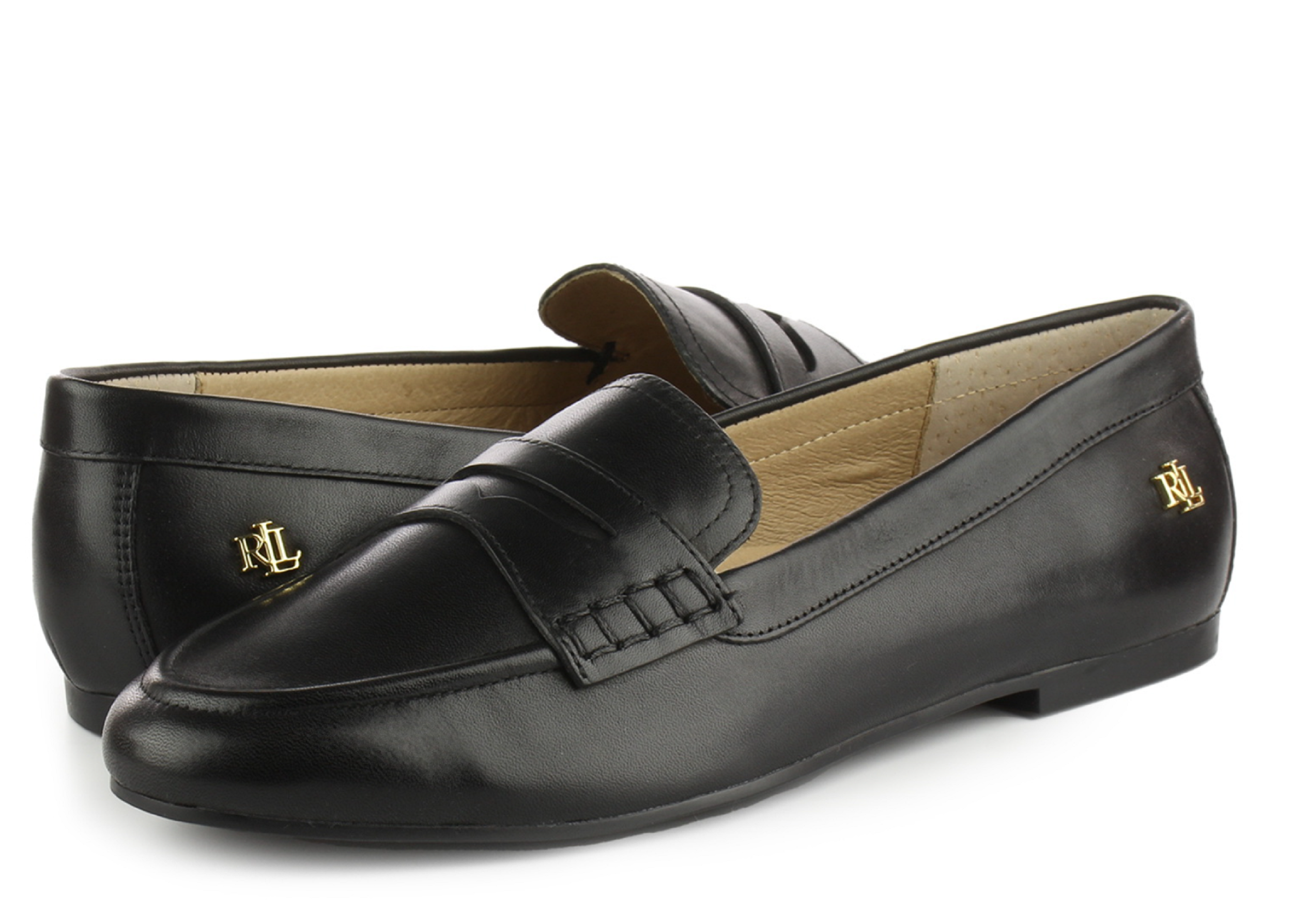1640696556-ralph-lauren-office-7.745.PNG