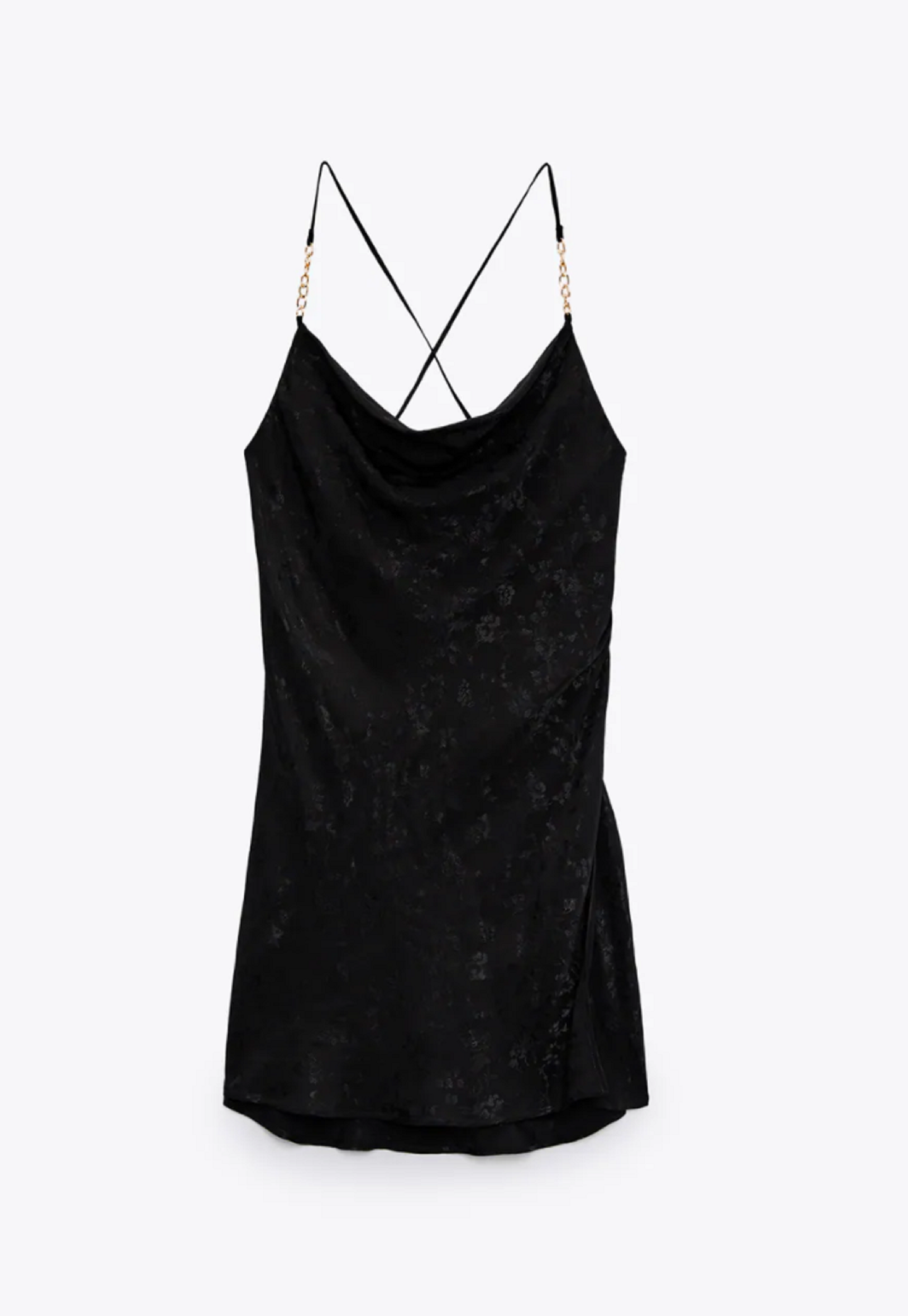 1640788162-zara-2590.PNG