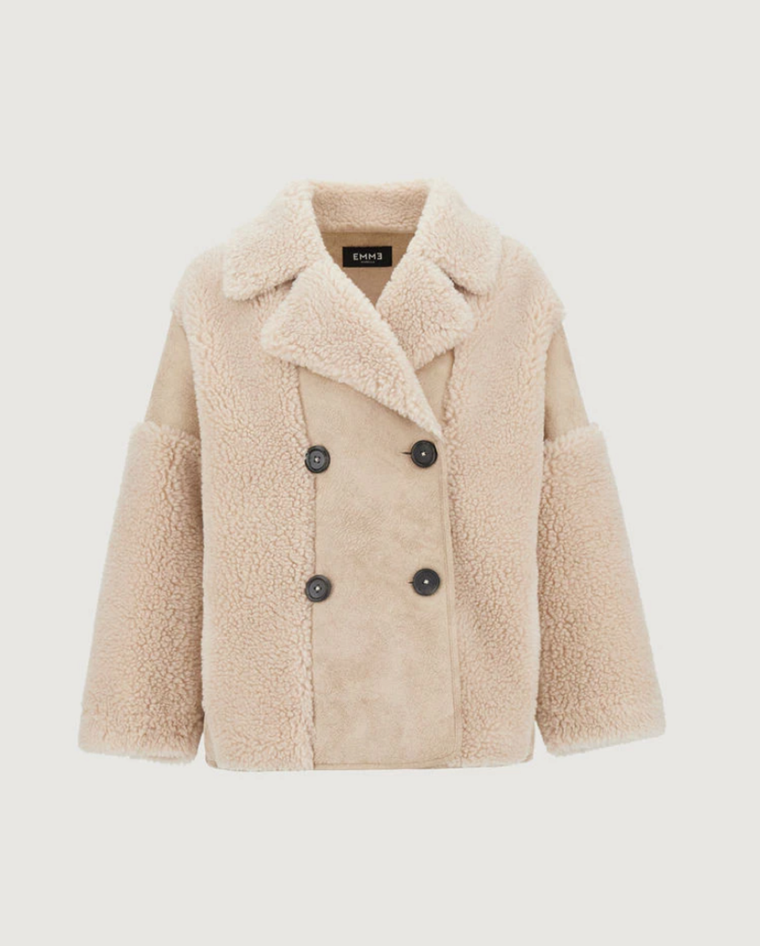 1637675801-mia-marella-26.990.PNG