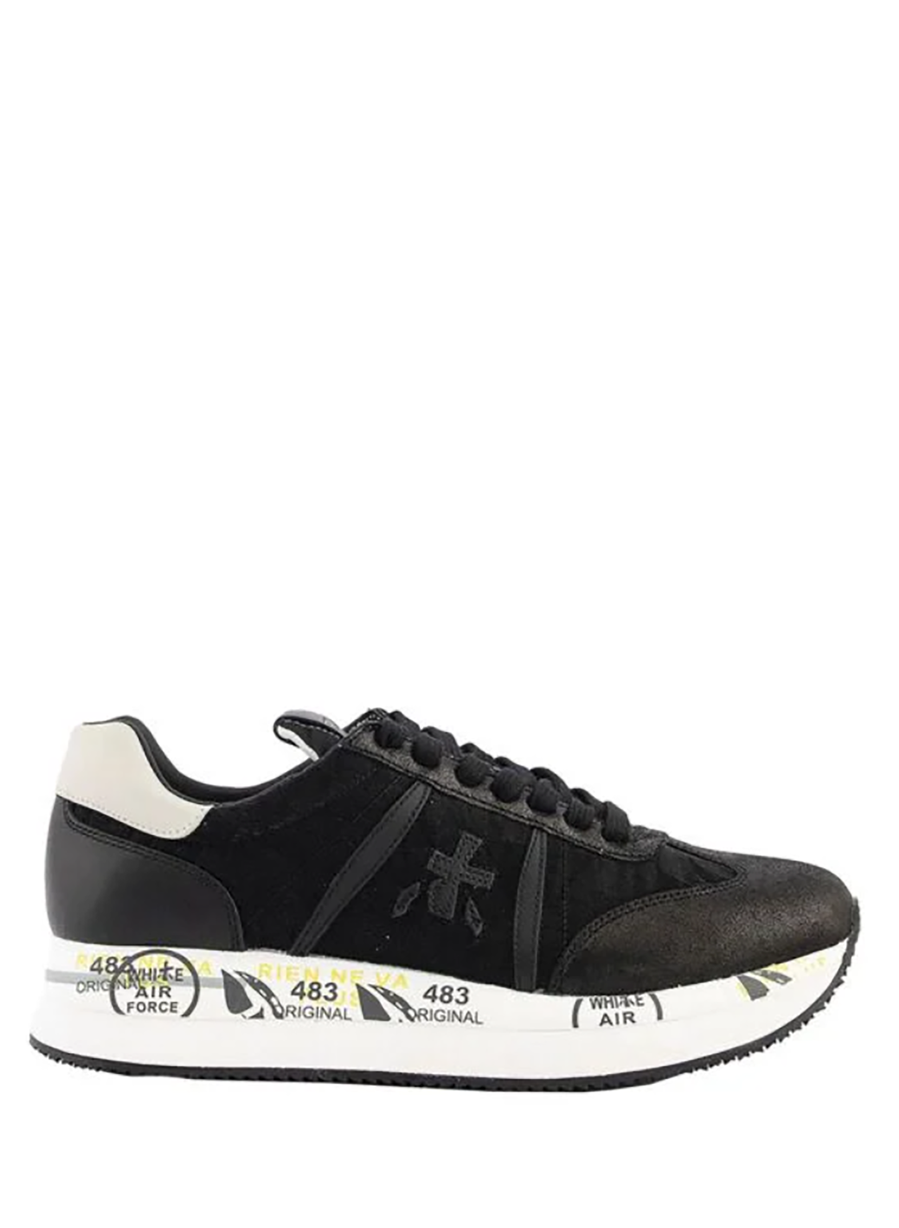 1637854389-premiata-patike.PNG
